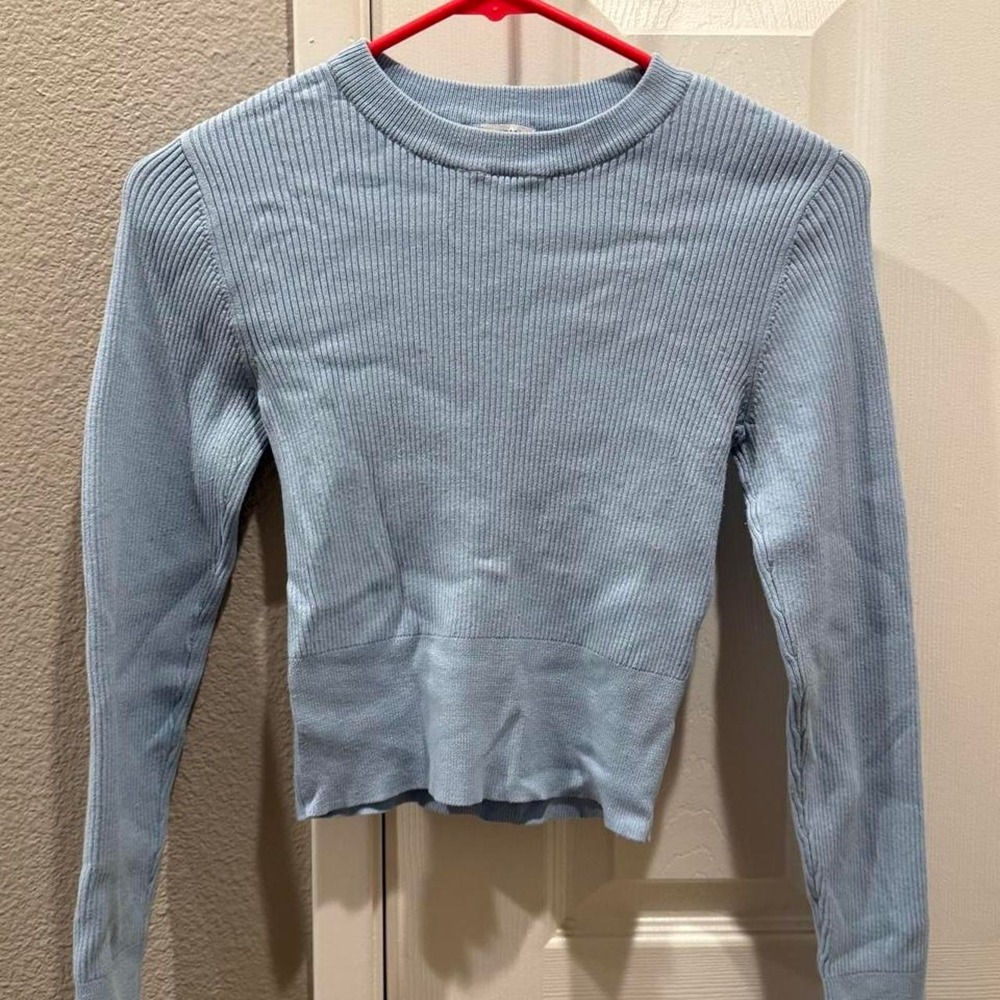 Garage Light blue ribbed sweater in XS